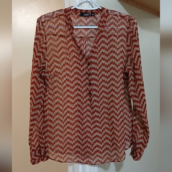 a.n.a Chevron Print Blouse - Picture 1 of 8